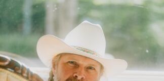 Hiss Golden Messenger – I’m People